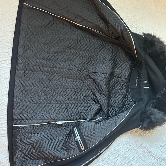 NWT - S Calvin Klein Black Coat with Faux Fur Hood - Picture 8 of 12